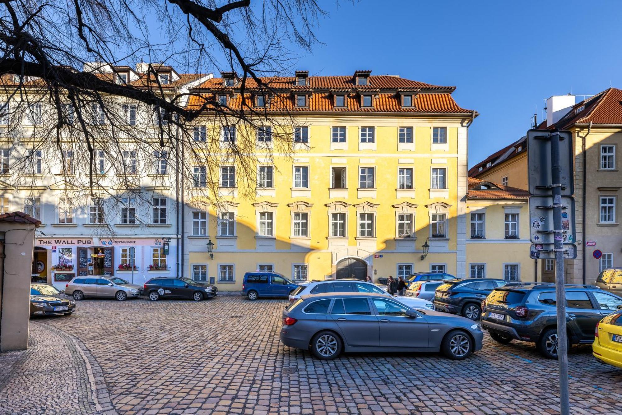 Luxury Retreat By Charles Bridge * Prague