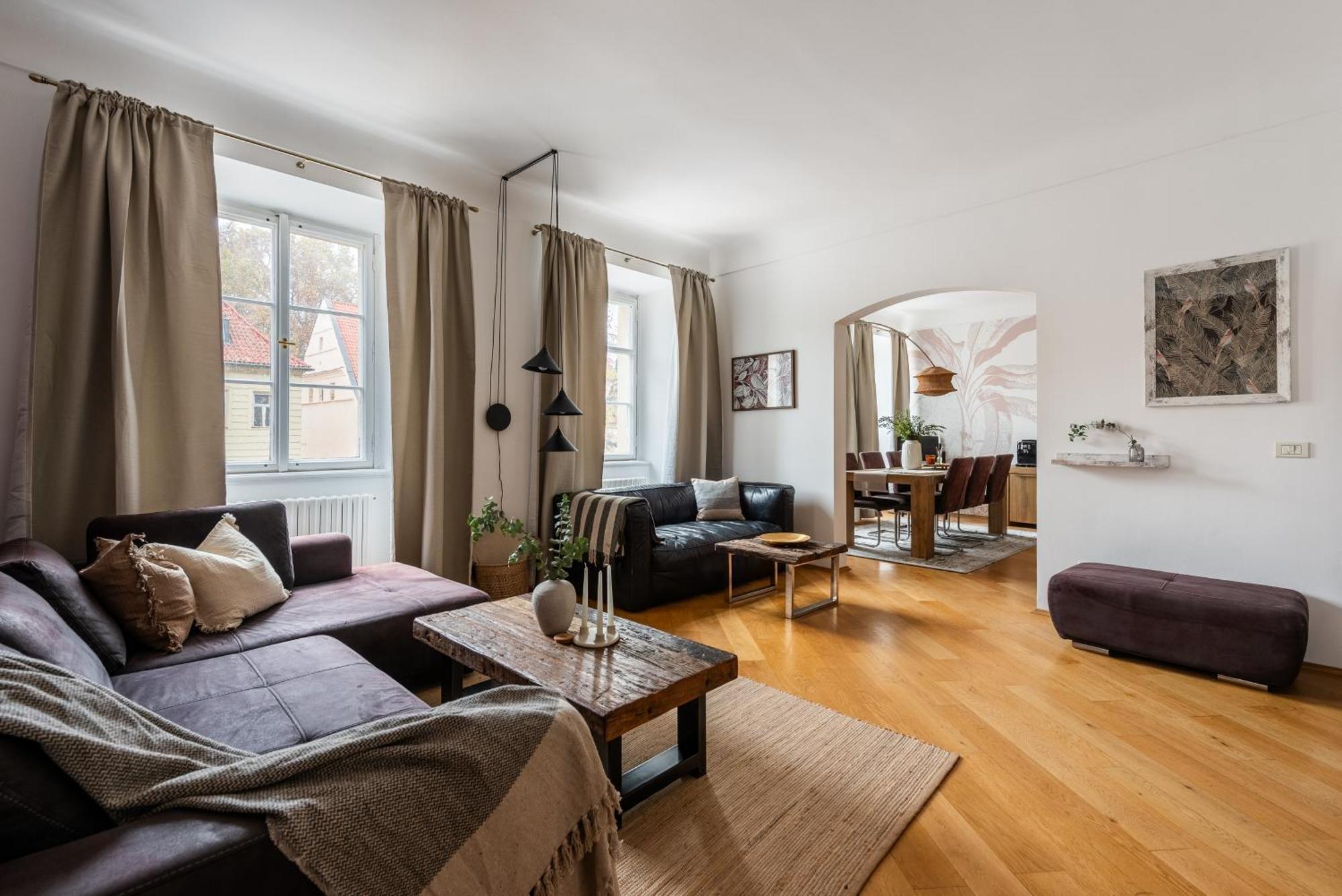 Luxury Retreat By Charles Bridge Apartment Prague