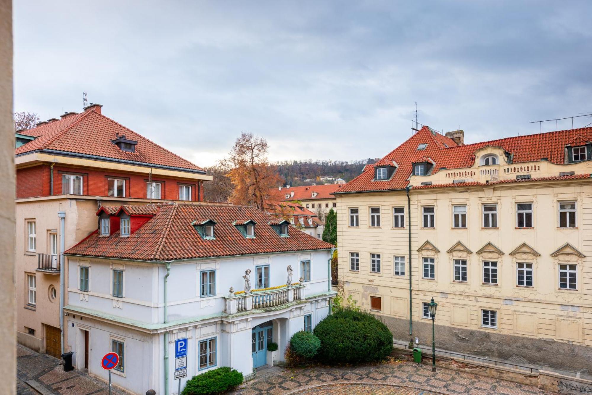 Apartment Luxury Retreat By Charles Bridge Prague