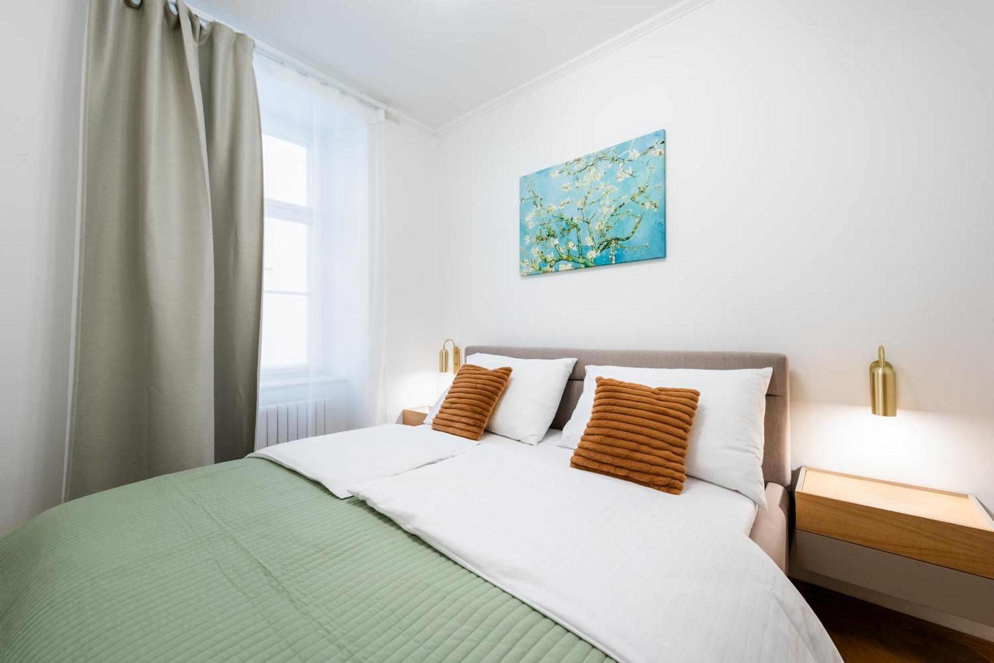 Apartment Luxury Retreat By Charles Bridge Prague