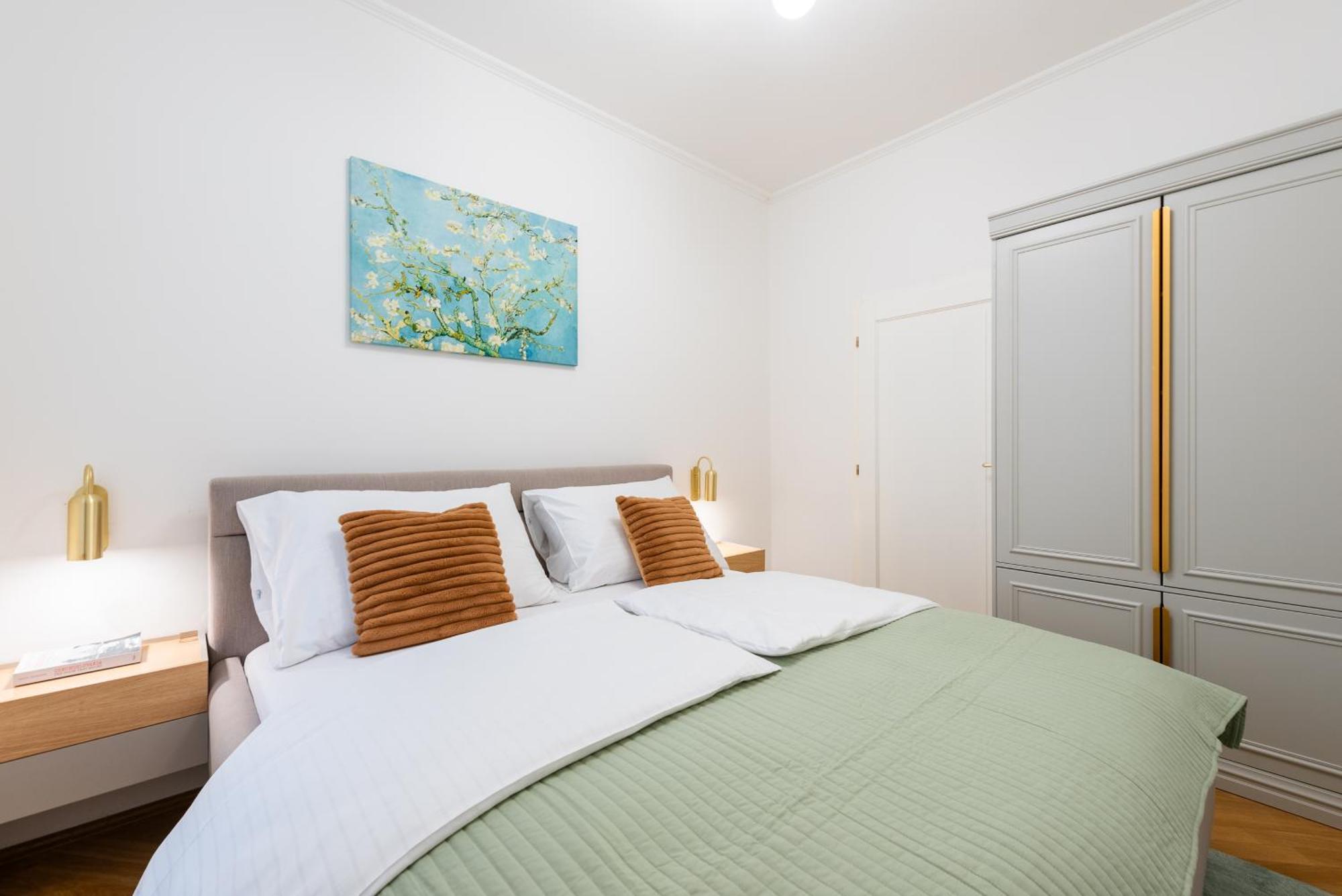 Luxury Retreat By Charles Bridge * Prague